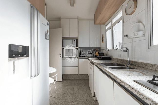 Imagem Apartamento com 2 Quartos à Venda, 165 m² em Moema - São Paulo Imagem Apartamento com 2 Quartos à Venda, 165 m² em Moema - São Paulo