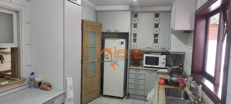 Imagem Sobrado com 4 Quartos à Venda, 500 m² em Arujazinho Ii - Arujá Imagem Sobrado com 4 Quartos à Venda, 500 m² em Arujazinho Ii - Arujá