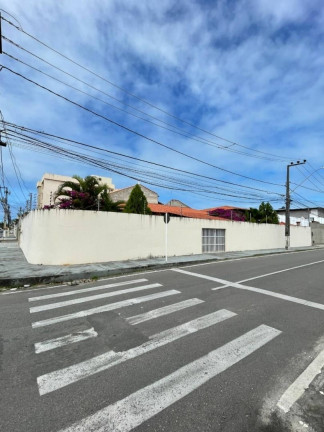 Casa com 3 Quartos à Venda, 350 m² em Coroa Do Meio - Aracaju