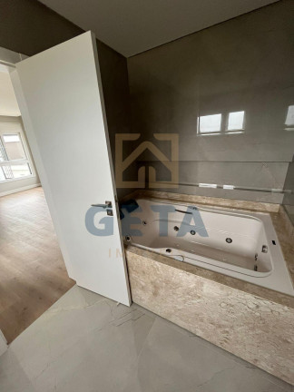 Imagem Sobrado com 4 Quartos à Venda, 270 m² em Santa Regina  - Camboriú