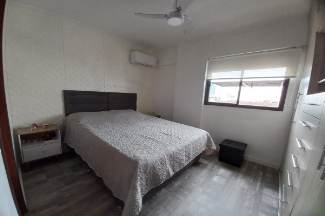 Imagem Apartamento com 3 Quartos à Venda, 110 m² em Centro - São Vicente
