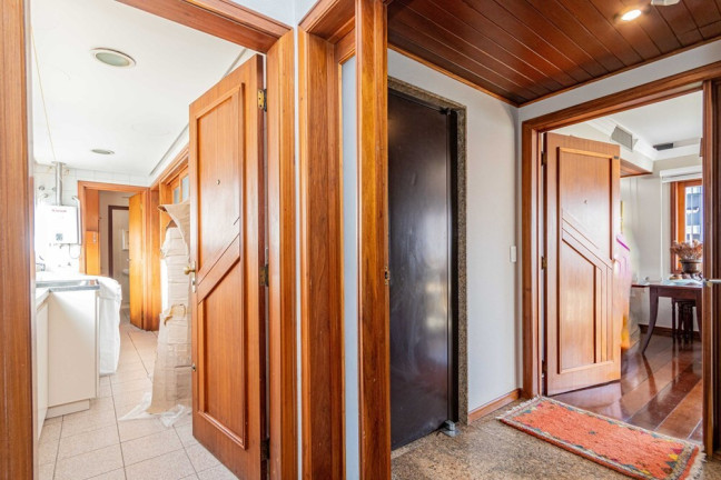 Imagem Apartamento com 3 Quartos à Venda, 157 m² em Rio Branco - Porto Alegre