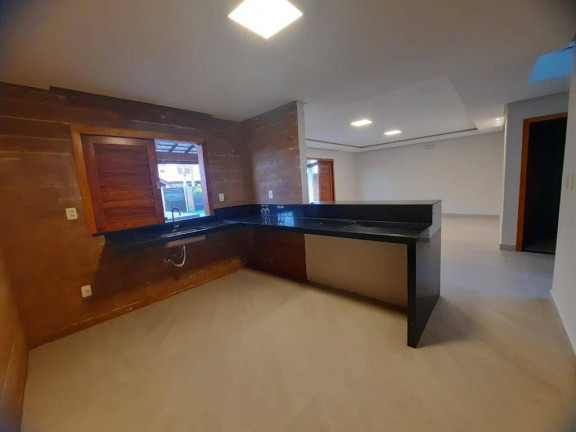 Imagem Casa à Venda, em Ilheús - Ilhéus Imagem Casa à Venda, em Ilheús - Ilhéus