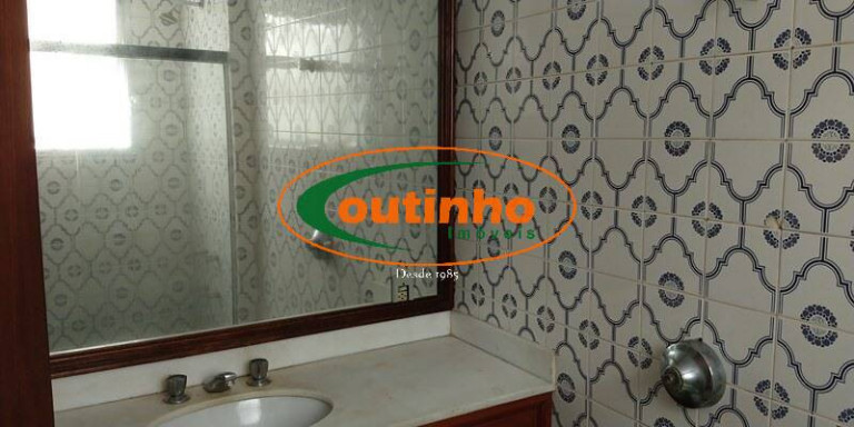 Imagem Apartamento com 3 Quartos à Venda, 125 m² em Tijuca - Rio De Janeiro Imagem Apartamento com 3 Quartos à Venda, 125 m² em Tijuca - Rio De Janeiro