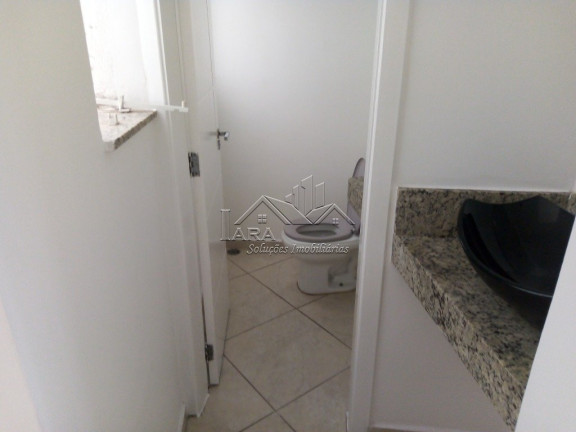 Imagem Sobrado com 4 Quartos à Venda,  em Vila Sao Francisco Zona Leste - Sao Paulo