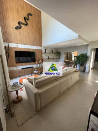 Imagem Casa com 3 Quartos à Venda, 240 m² em Santa Cruz - Valinhos Imagem Casa com 3 Quartos à Venda, 240 m² em Santa Cruz - Valinhos