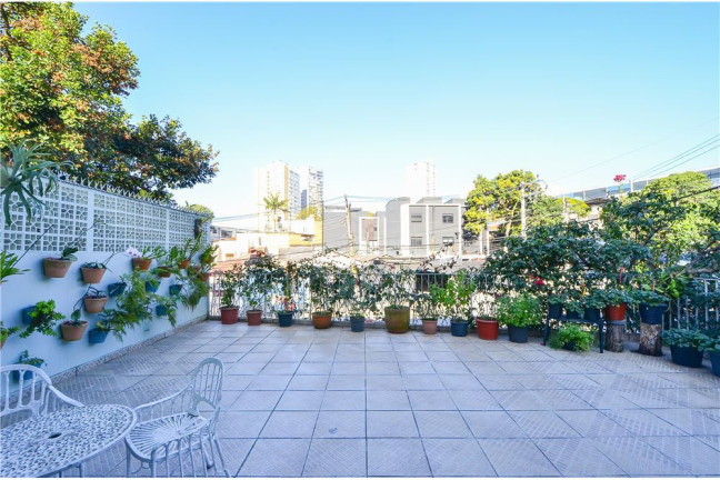 Imagem Casa com 3 Quartos à Venda,  em Vila Romana - São Paulo