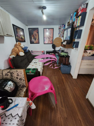Imagem Imóvel com 2 Quartos à Venda, 45 m² em Sítio Cercado - Curitiba Imagem Imóvel com 2 Quartos à Venda, 45 m² em Sítio Cercado - Curitiba