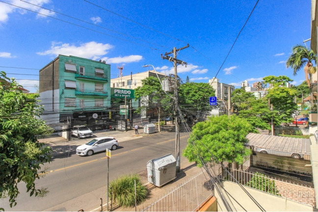 Imagem Imóvel com 3 Quartos à Venda, 80 m² em Floresta - Porto Alegre