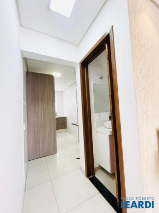 Imagem Sobrado com 2 Quartos à Venda, 101 m² em Vila Alice - Santo André Imagem Sobrado com 2 Quartos à Venda, 101 m² em Vila Alice - Santo André