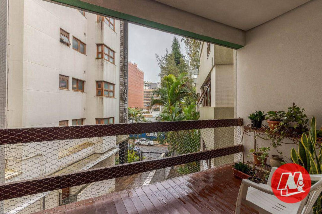Imagem Cobertura com 3 Quartos à Venda, 244 m² em Petrópolis - Porto Alegre