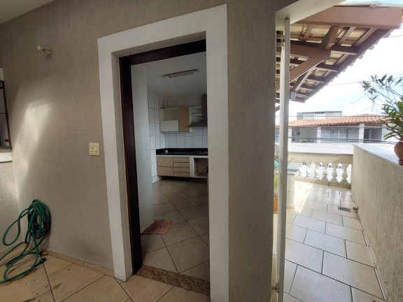 Imagem Sobrado com 3 Quartos à Venda,  em Jardim D'abril - Osasco