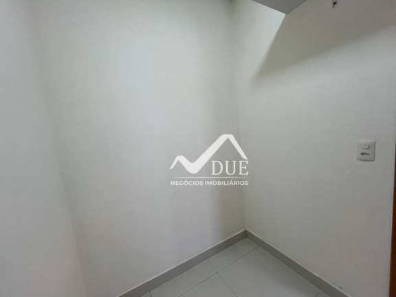 Imagem Apartamento com 2 Quartos à Venda, 82 m² em Boqueirão - Santos