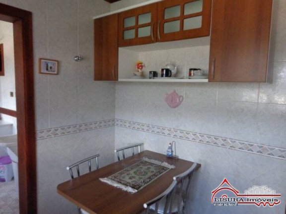 Imagem Apartamento com 4 Quartos à Venda, 226 m² em Campos Do Jordão Imagem Apartamento com 4 Quartos à Venda, 226 m² em Campos Do Jordão