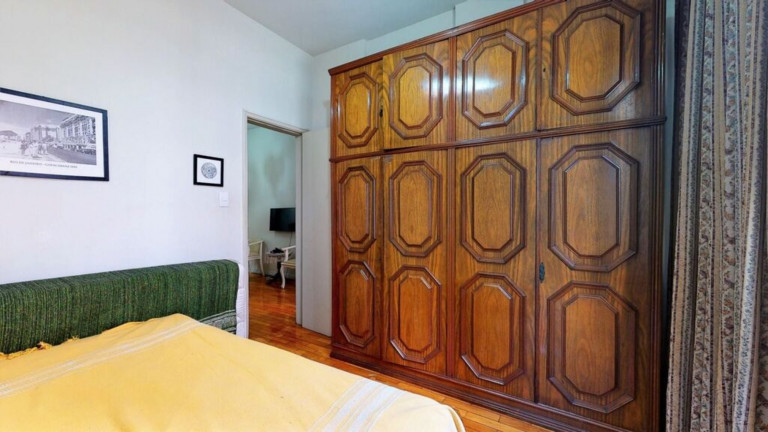 Imagem Imóvel com 2 Quartos à Venda, 65 m² em Copacabana - Rio De Janeiro Imagem Imóvel com 2 Quartos à Venda, 65 m² em Copacabana - Rio De Janeiro