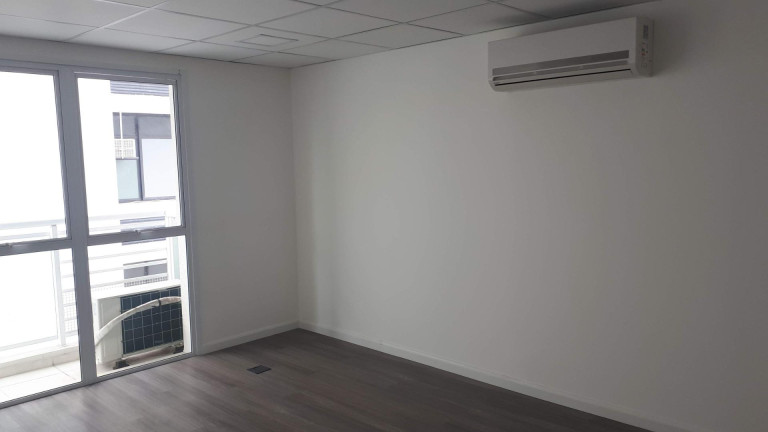 Imagem Sala Comercial para Alugar, 33 m² em Santo Amaro - São Paulo Imagem Sala Comercial para Alugar, 33 m² em Santo Amaro - São Paulo