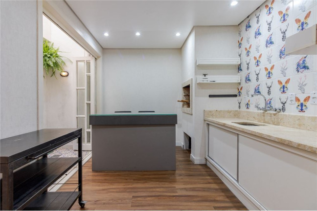 Imagem Casa de Condomínio com 3 Quartos à Venda, 250 m² em Chácara Das Pedras - Porto Alegre