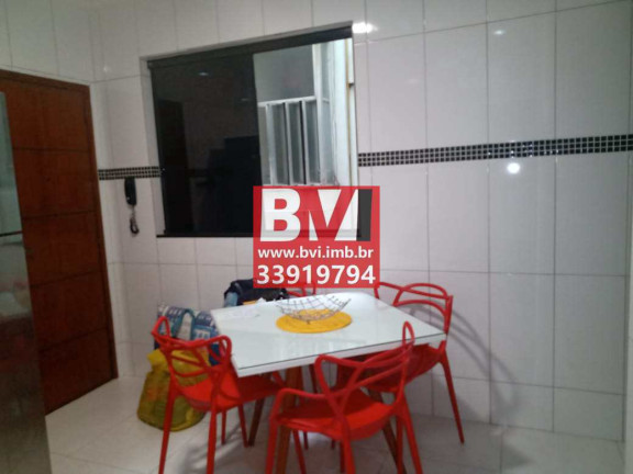 Imagem Apartamento com 2 Quartos à Venda, 70 m² em Ramos - Rio De Janeiro Imagem Apartamento com 2 Quartos à Venda, 70 m² em Ramos - Rio De Janeiro