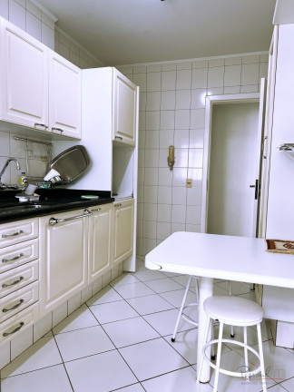 Imagem Apartamento com 3 Quartos à Venda, 121 m² em Centro - Florianópolis Imagem Apartamento com 3 Quartos à Venda, 121 m² em Centro - Florianópolis