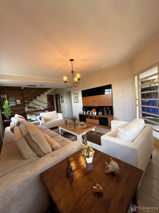 Imagem Casa com 5 Quartos à Venda, 340 m² em Guanabara - Patos De Minas Imagem Casa com 5 Quartos à Venda, 340 m² em Guanabara - Patos De Minas