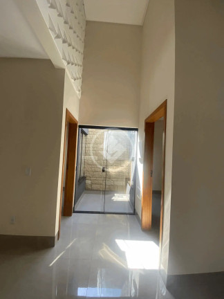 Imagem Casa com 3 Quartos à Venda, 158 m² em Setor Sudoeste - Goiânia Imagem Casa com 3 Quartos à Venda, 158 m² em Setor Sudoeste - Goiânia