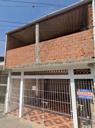 Casa com 2 Quartos para Alugar, 80 m² em Jardim Leonor - Cotia