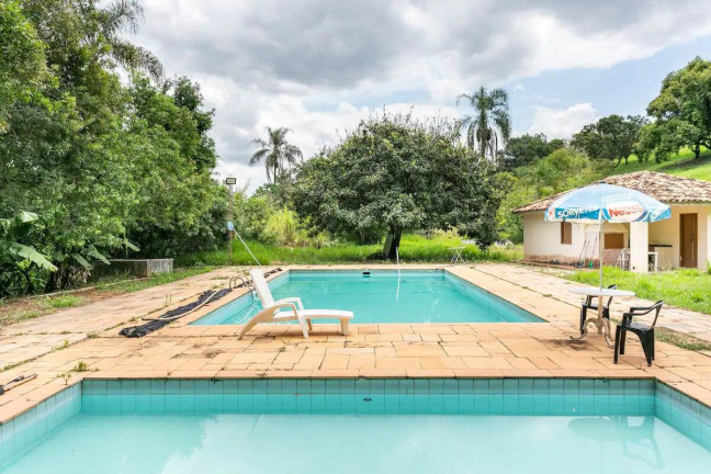 Imagem Chácara com 8 Quartos à Venda, 34 m² em Bom Retiro - Bragança Paulista