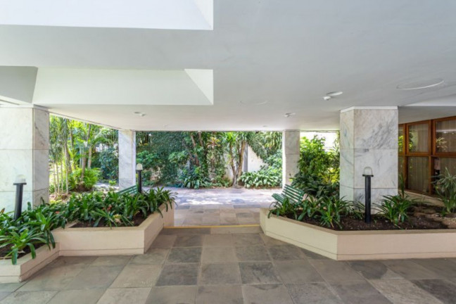 Imagem Imóvel com 2 Quartos à Venda, 71 m² em Petrópolis - Porto Alegre