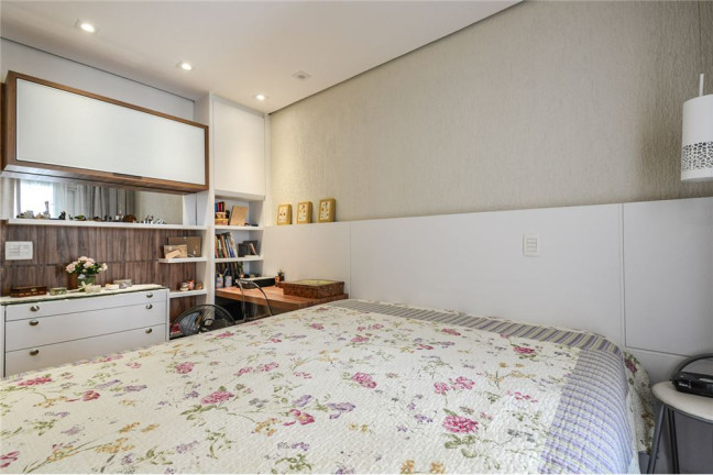 Imagem Imóvel com 2 Quartos à Venda, em Vila Mariana - São Paulo Imagem Imóvel com 2 Quartos à Venda, em Vila Mariana - São Paulo