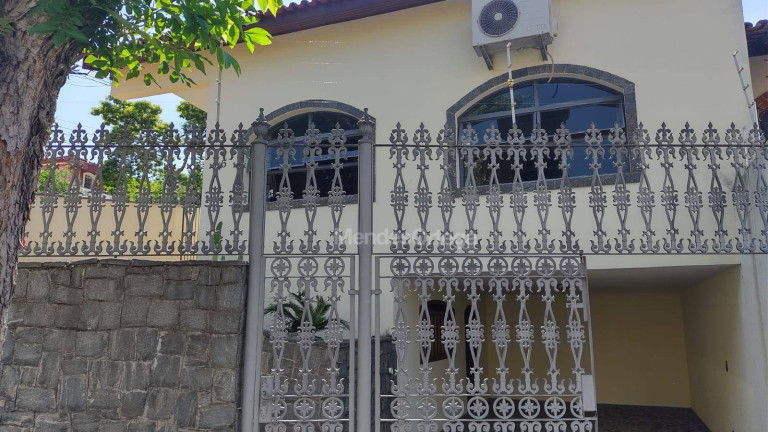 Casa com 3 Quartos à Venda, 194 m² em Vila Trujillo - Sorocaba