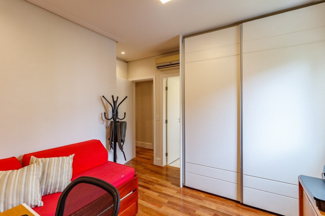 Imagem Imóvel com 3 Quartos à Venda, 137 m² em Vila Suzana - São Paulo