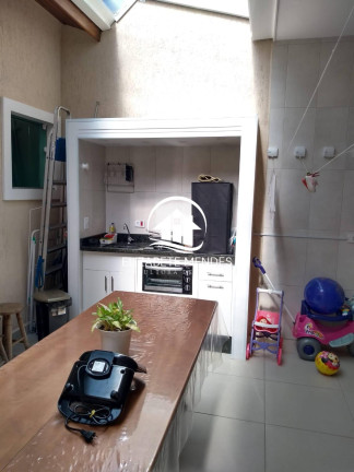 Imagem Casa com 3 Quartos à Venda, 210 m² em Vila Jundiai - Mogi Das Cruzes Imagem Casa com 3 Quartos à Venda, 210 m² em Vila Jundiai - Mogi Das Cruzes