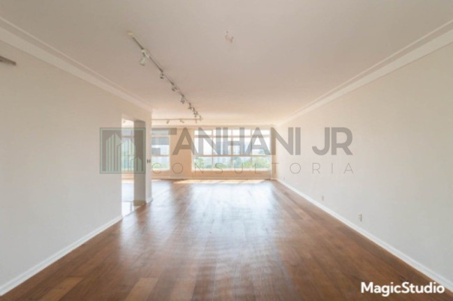 Imóvel com 3 Quartos para Alugar, 245 m² em Jardim Europa - São Paulo
