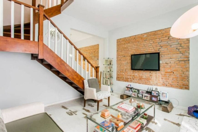 Imagem Casa com 3 Quartos à Venda, 120 m² em Vila Olímpia - São Paulo Imagem Casa com 3 Quartos à Venda, 120 m² em Vila Olímpia - São Paulo