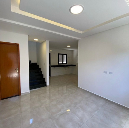 Casa com 2 Quartos à Venda, 70 m² em Vila Guilhermina - Praia Grande