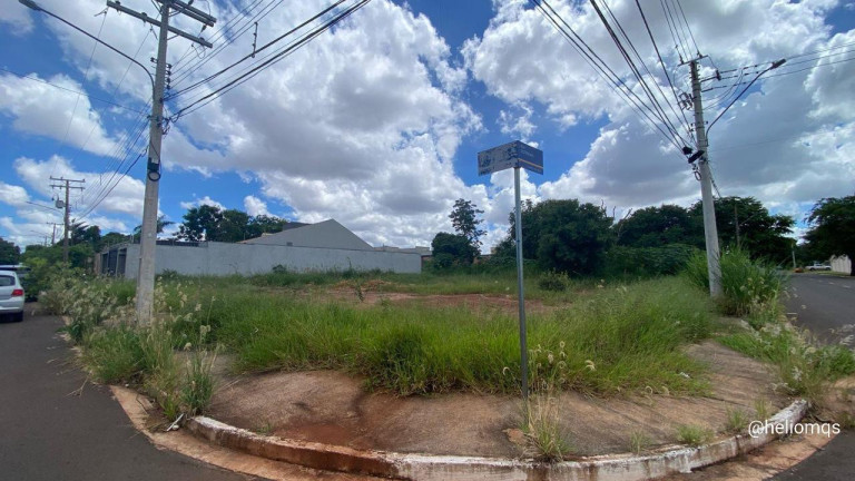 Terreno à Venda, 484 m² em Vila Morumbi - Campo Grande