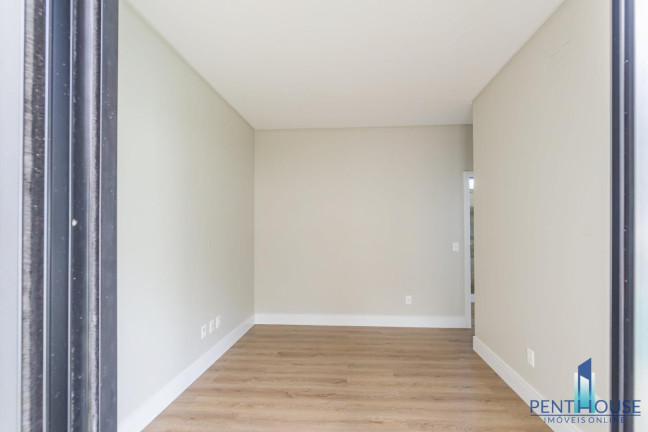 Imagem Casa com 3 Quartos à Venda, 452 m² em Santa Regina - Camboriú