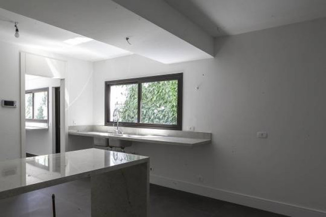 Imagem Casa com 5 Quartos à Venda, 410 m² em Alto De Pinheiros - São Paulo