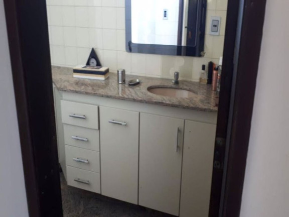Imagem Casa com 4 Quartos à Venda, 355 m² em Candeal - Salvador