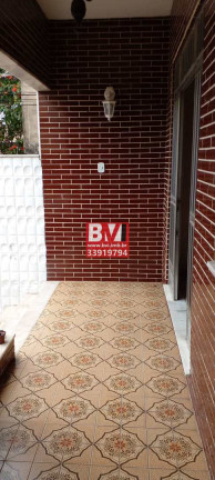 Imagem Casa com 3 Quartos à Venda, 190 m² em Penha - Rio De Janeiro Imagem Casa com 3 Quartos à Venda, 190 m² em Penha - Rio De Janeiro