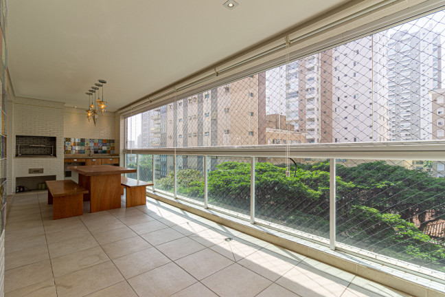 Apartamento com 4 Quartos para Alugar, 270 m² em Boqueirão - Santos