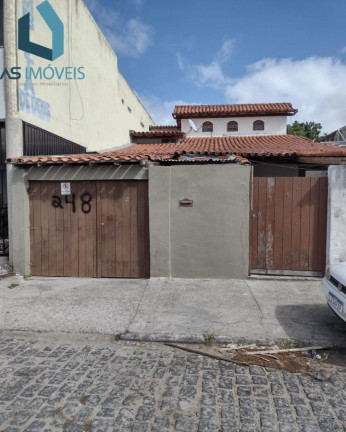 Imagem Casa com 4 Quartos à Venda, 290 m² em Sao Cristovão - Cabo Frio