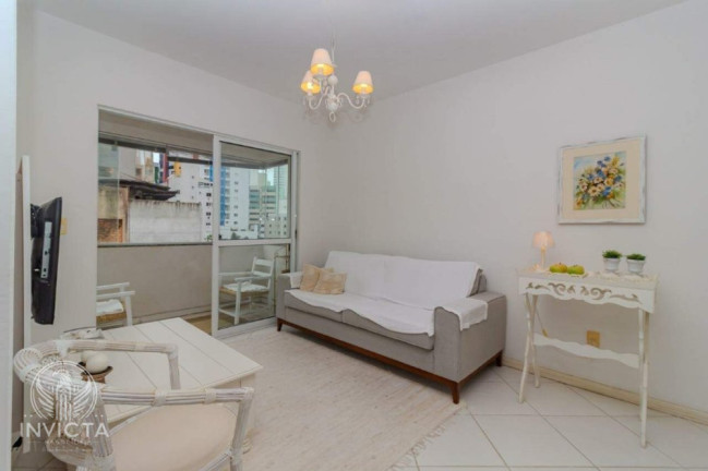 Imagem Apartamento com 2 Quartos à Venda, 81 m² em Centro - Balneário Camboriú