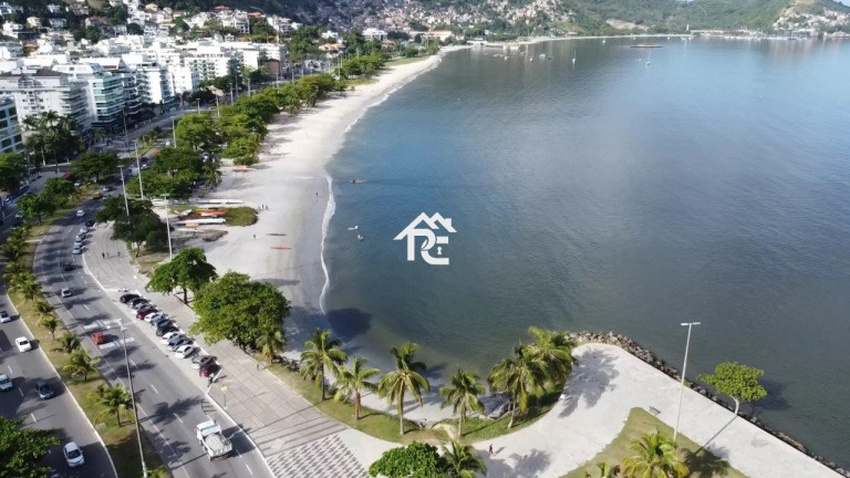 Imagem Apartamento com 2 Quartos à Venda, 85 m² em Charitas - Niterói