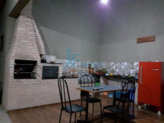 Imagem Imóvel com 4 Quartos à Venda, 105.000 m² em Centro - Cajuru