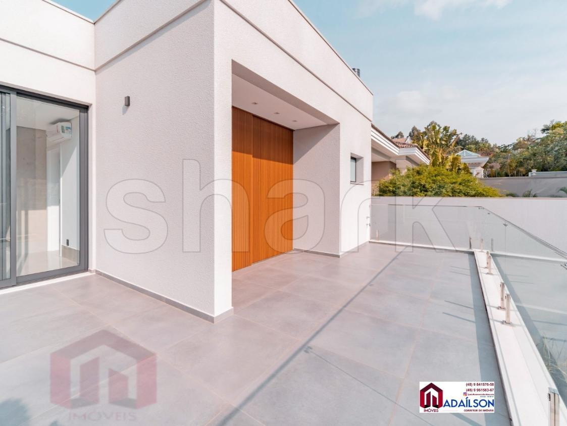 Imagem Imóvel com 6 Quartos à Venda, 900 m²