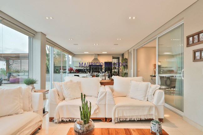 Imagem Casa com 4 Quartos à Venda, 710 m² em Tambore 10 - Barueri Imagem Casa com 4 Quartos à Venda, 710 m² em Tambore 10 - Barueri