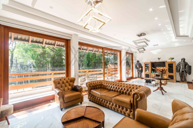 Casa com 4 Quartos à Venda, 810 m² em Jardim Guedala - São Paulo