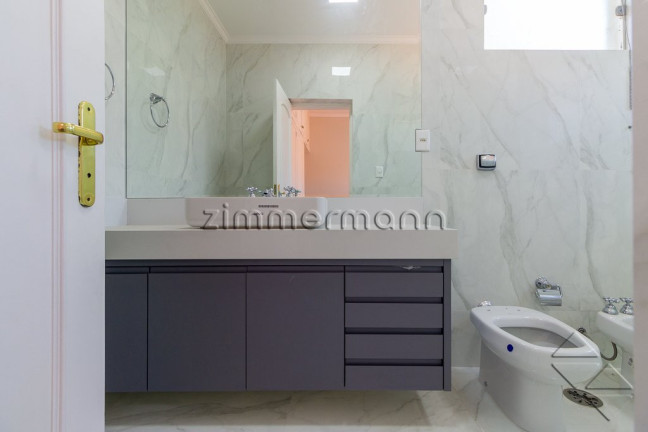 Imagem Casa com 4 Quartos à Venda, 500 m² em Jardim Paulista - São Paulo Imagem Casa com 4 Quartos à Venda, 500 m² em Jardim Paulista - São Paulo