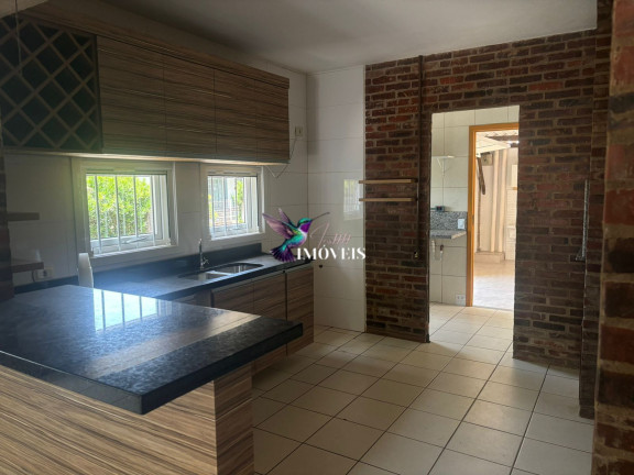 Imagem Casa com 3 Quartos à Venda, 126 m² em Centro - Torres